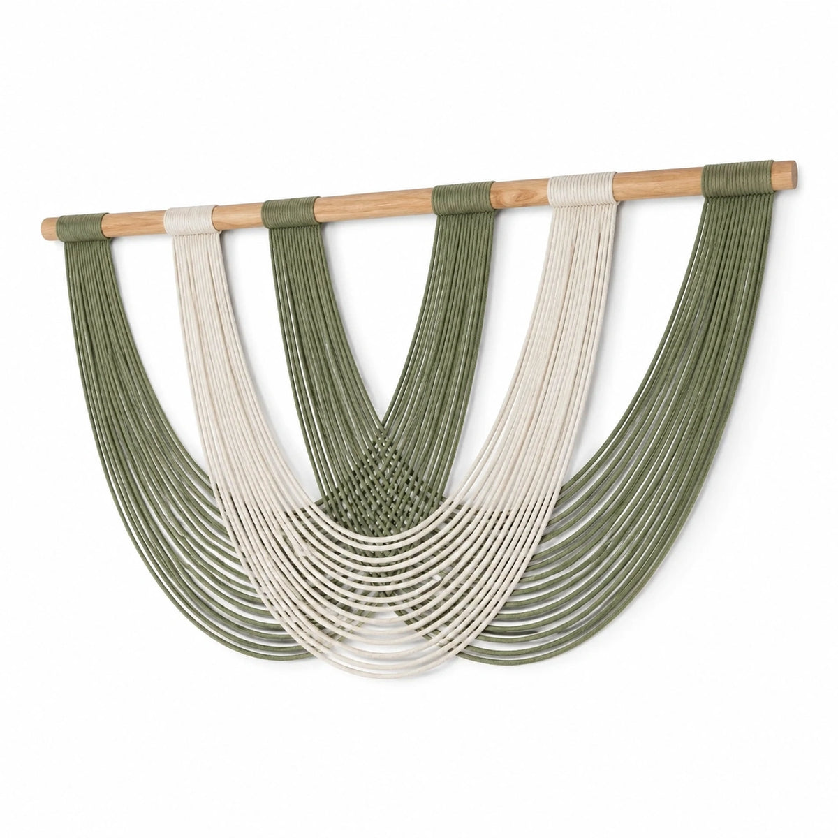 Tenture murale 100 x 90 cm en corde de coton vert sauge et écru style bohème